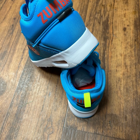 Zumba shoes 8.5 - Picture 4 of 4